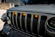 Load image into Gallery viewer, Oracle Pre-Runner Style LED Grille Kit for Jeep Gladiator JT - Amber